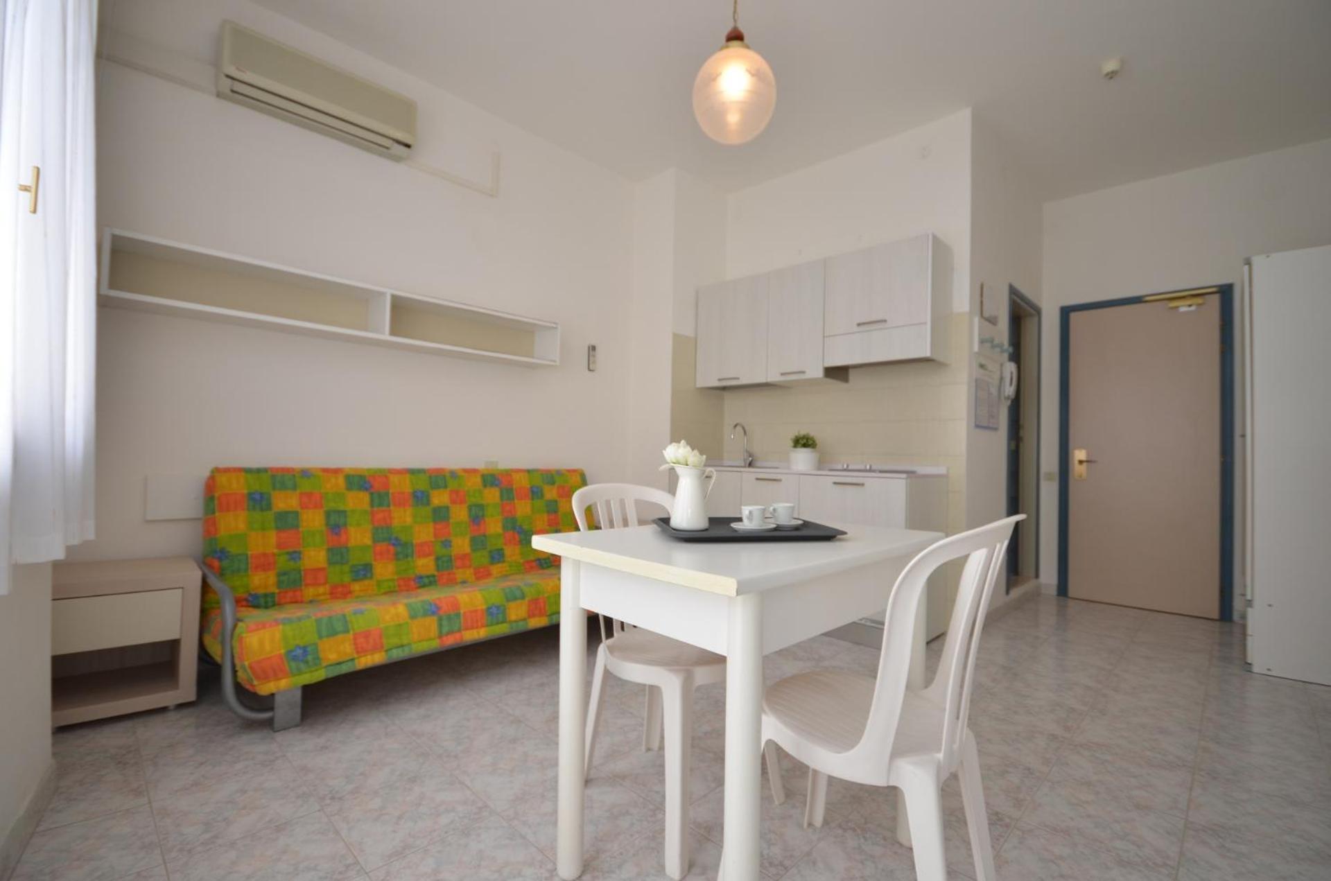 Aparthotel Pineda Bibione Bagian luar foto