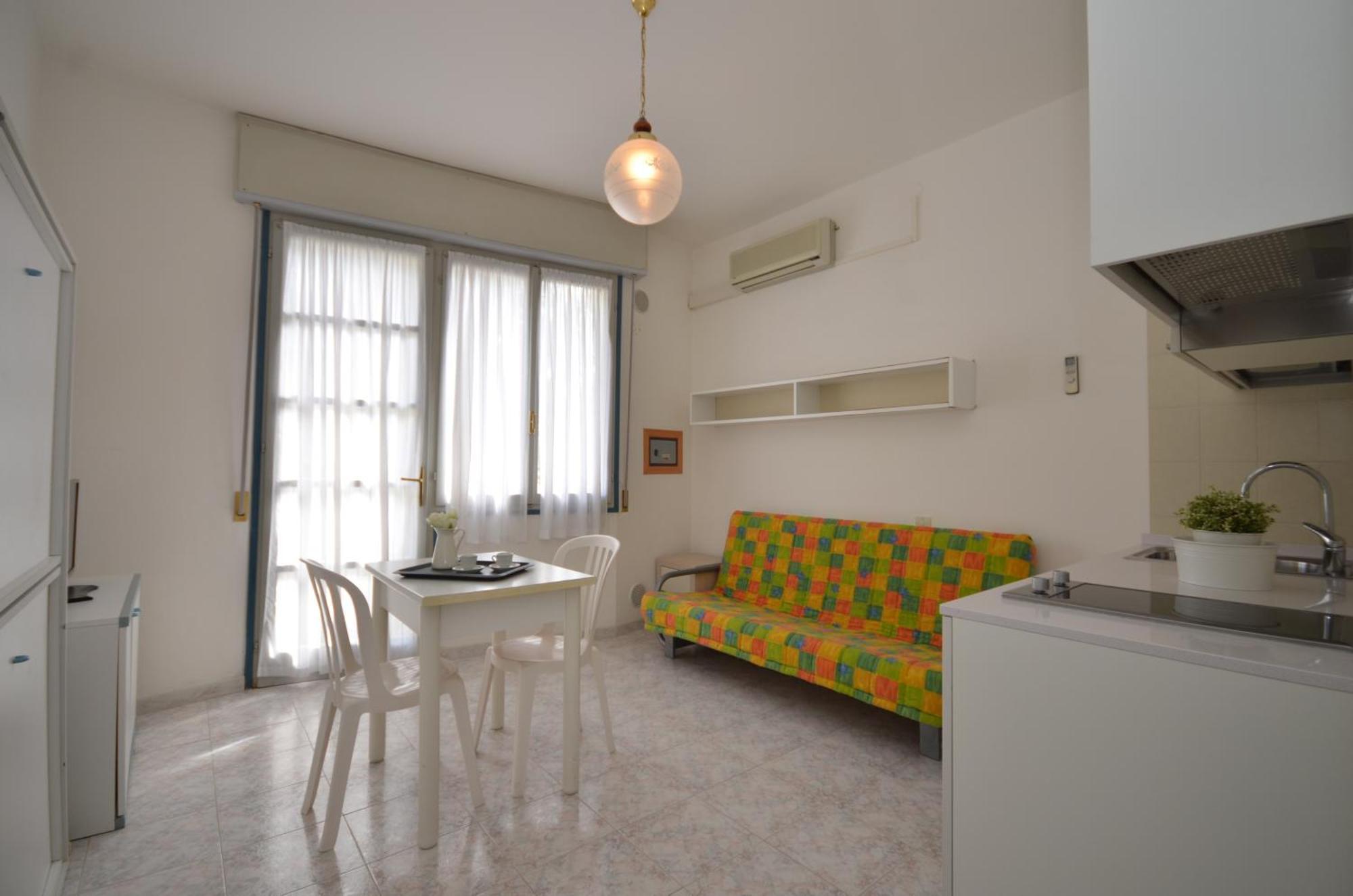 Aparthotel Pineda Bibione Bagian luar foto