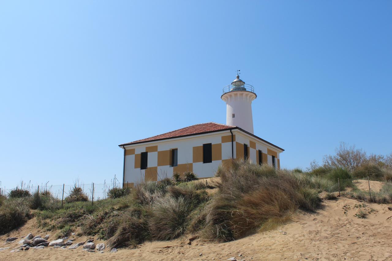 Aparthotel Pineda Bibione Bagian luar foto